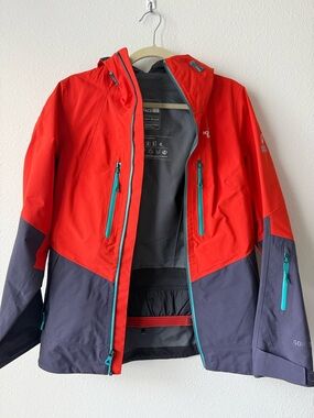 North Face Free Thinker Steep Series Gore Tex Ski Jacket (Women’s Small)